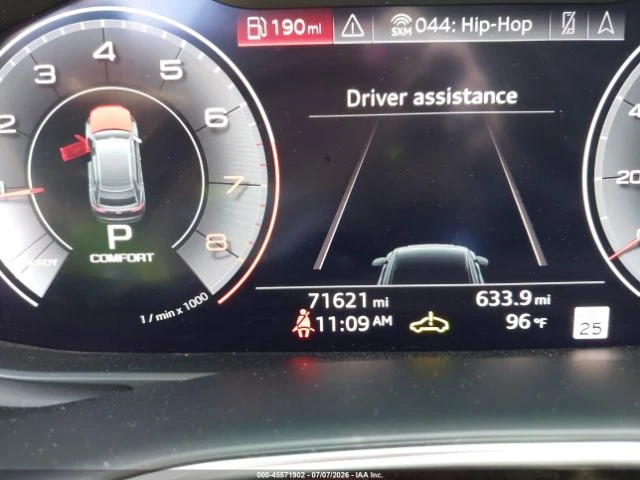 Audi Q8 55TFSI* PREMIUM* ПОДГРЕВ* ОБДУХВАНЕ* 360* ПАНОРАМА, снимка 14 - Автомобили и джипове - 55612510