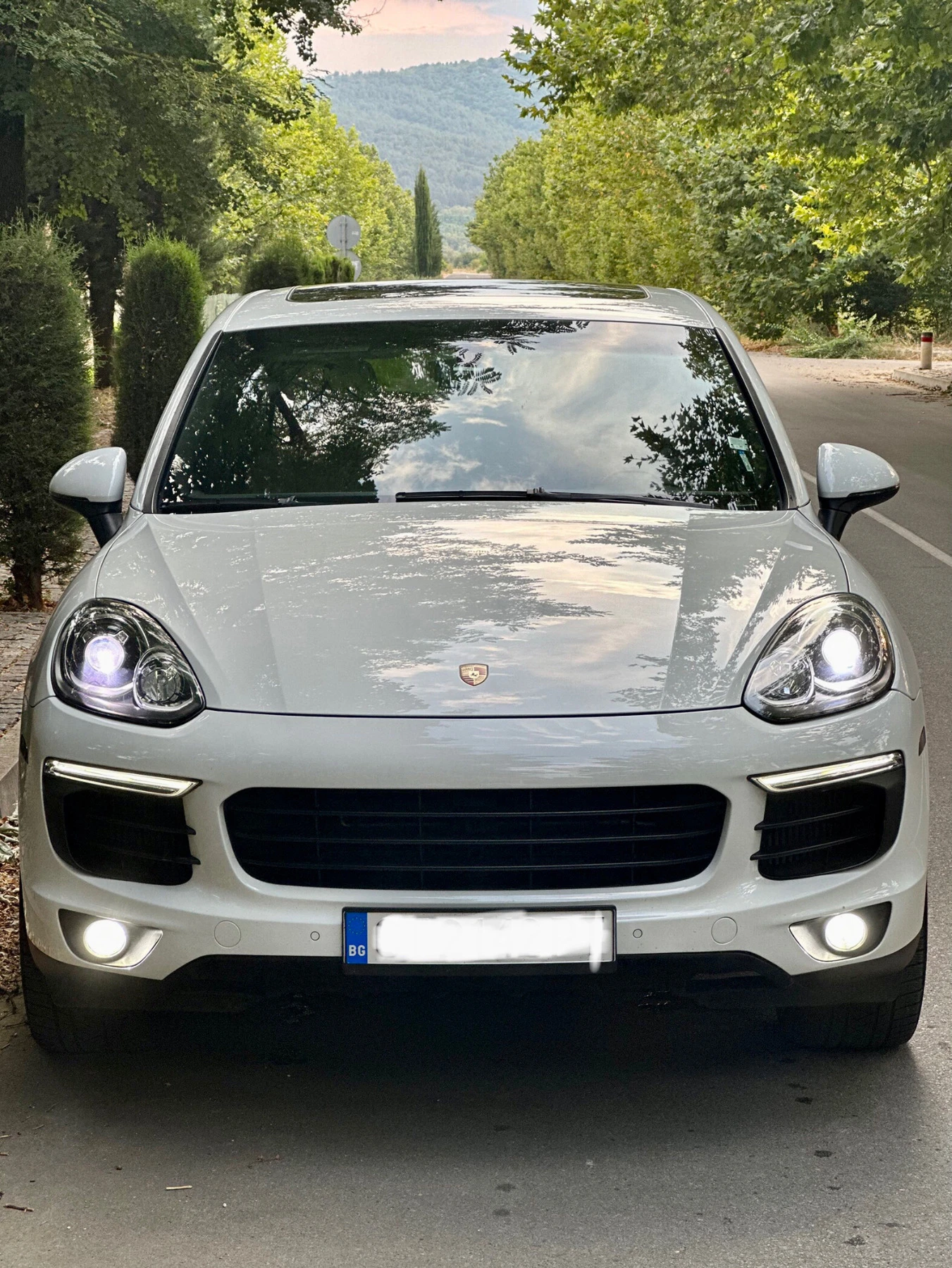 Porsche Cayenne 3.0D* FACELIFT* PREMIUM PACK * Chrono* Panorama - изображение 2