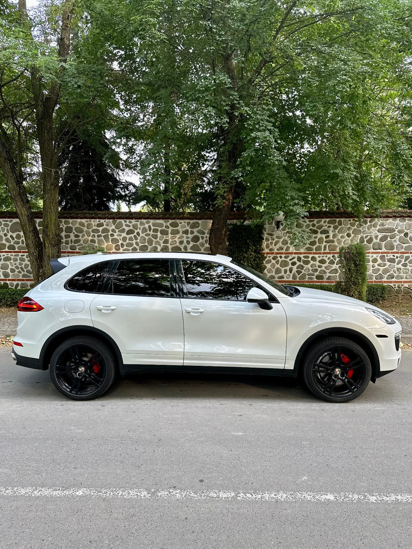 Porsche Cayenne 3.0D* FACELIFT* PREMIUM PACK * Chrono* Panorama - изображение 5