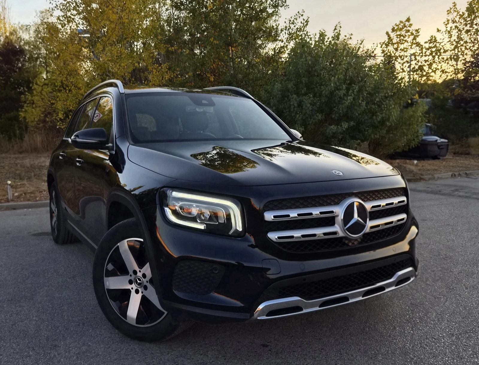 Mercedes-Benz GLB 220