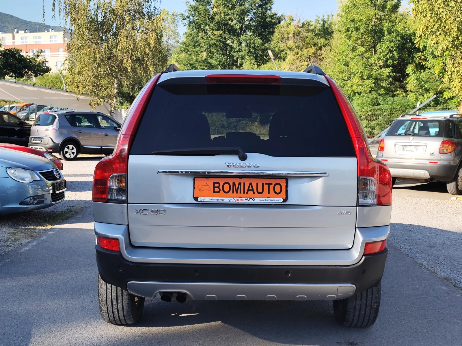 Volvo Xc90 2.4D5* 4X4* АВТОМАТИК* КОЖА* XENON* NAVI*  - изображение 4