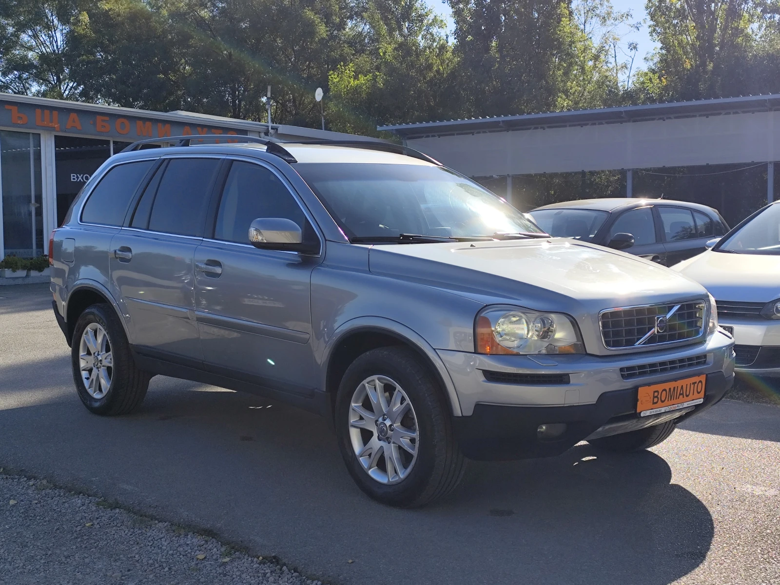 Volvo Xc90 2.4D5* 4X4* АВТОМАТИК* КОЖА* XENON* NAVI*  - изображение 2