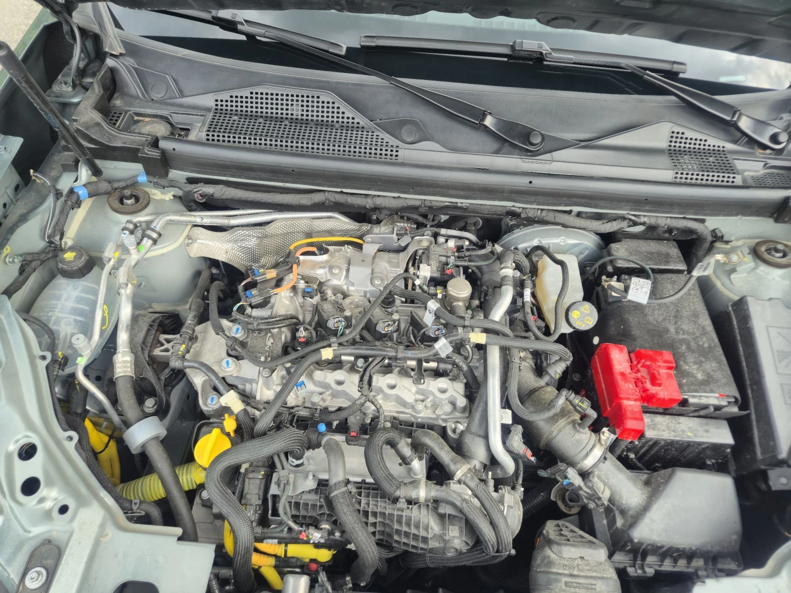 Dacia Duster HIBRID 4X4 | Mobile.bg   17