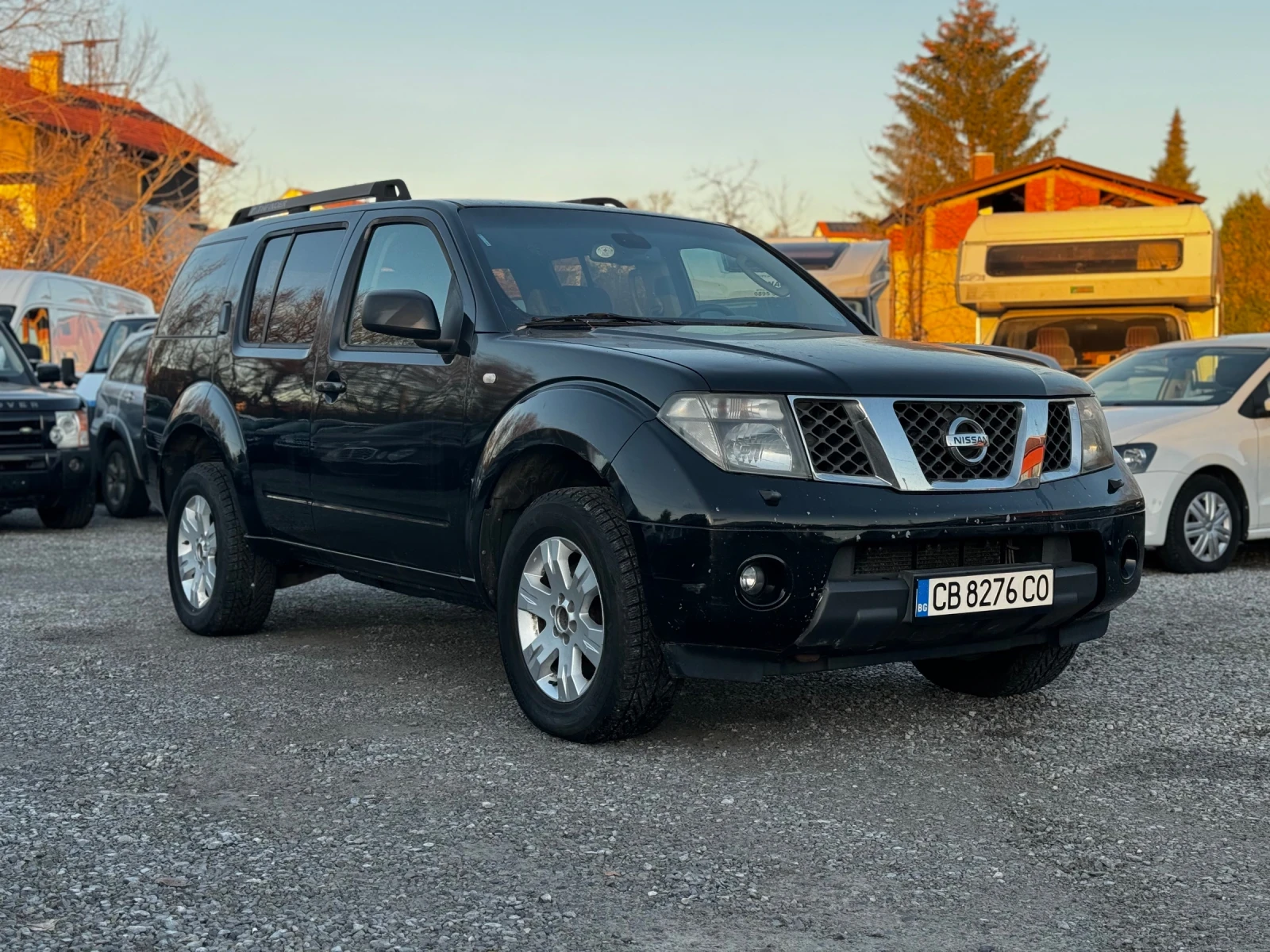 Nissan Pathfinder 2.5D Automatic 4x4 - изображение 4