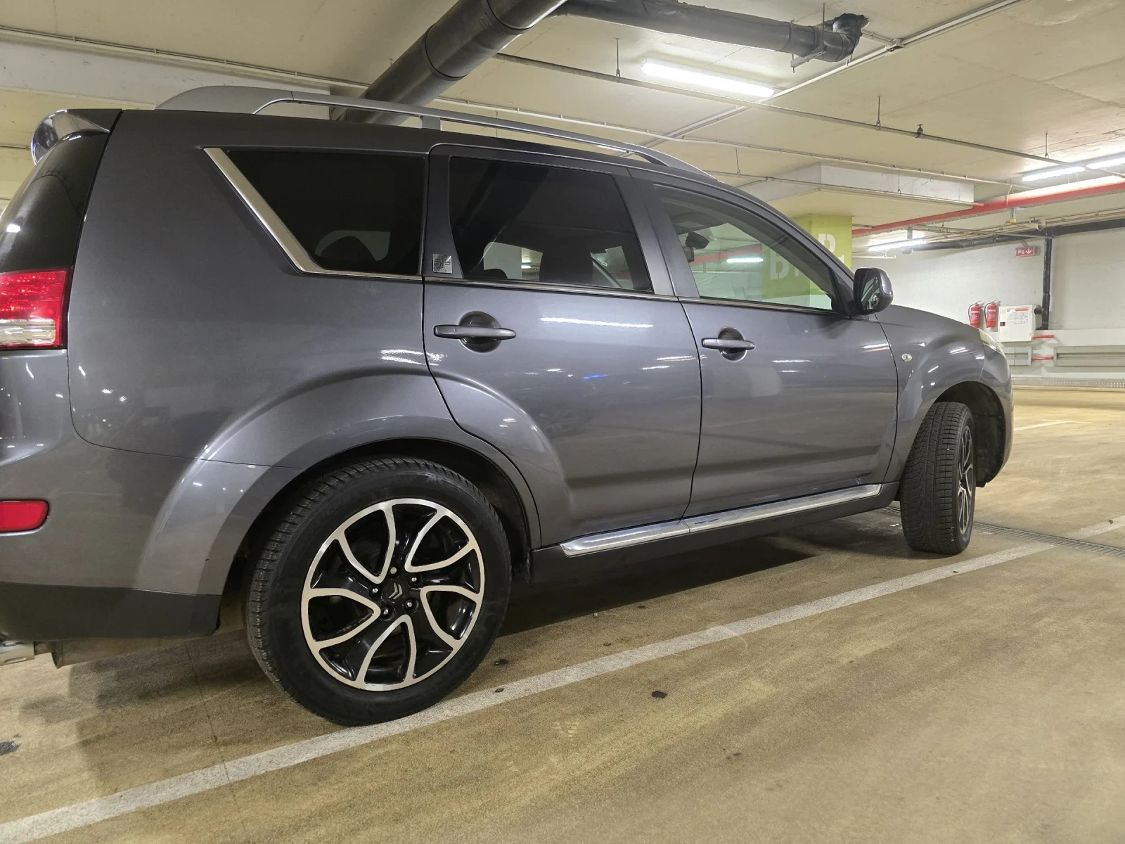 Citroen C-Crosser, снимка 2 - Автомобили и джипове - 54728798