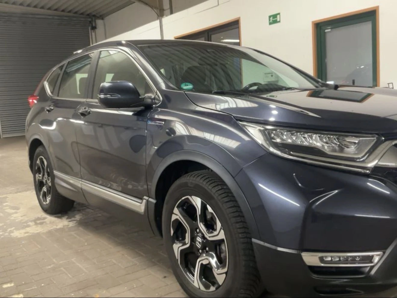 Honda Cr-v 2.0Hybrid-Сервизна история, Лизинг през Уникредит , снимка 3 - Автомобили и джипове - 54864997