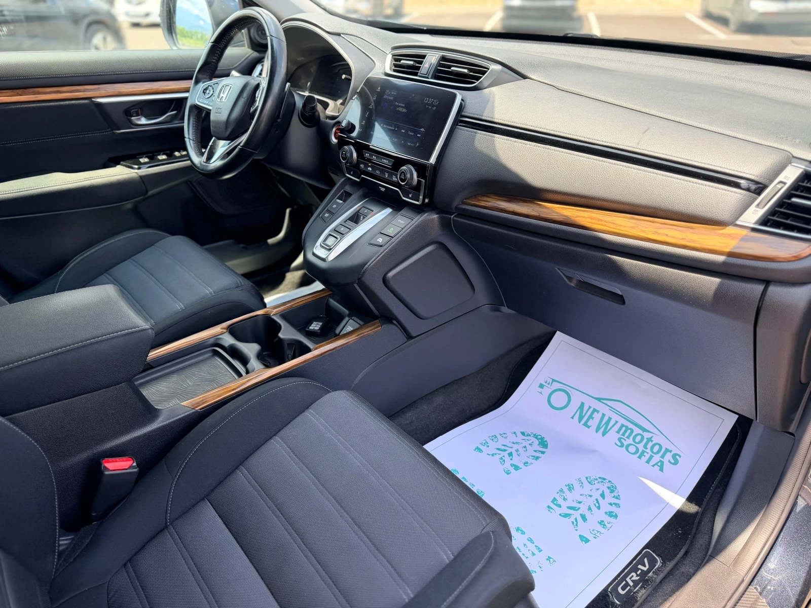 Honda Cr-v 2.0Hybrid-Сервизна история, Лизинг през Уникредит , снимка 12 - Автомобили и джипове - 54864997