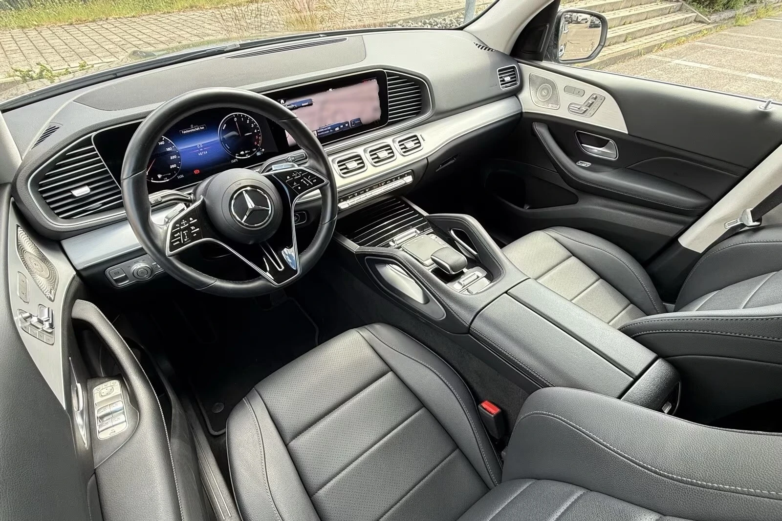 Mercedes-Benz GLE 350 de / AMG / 4 MATIC / 360 / BURM / AIRMATIC / , снимка 9 - Автомобили и джипове - 54913952