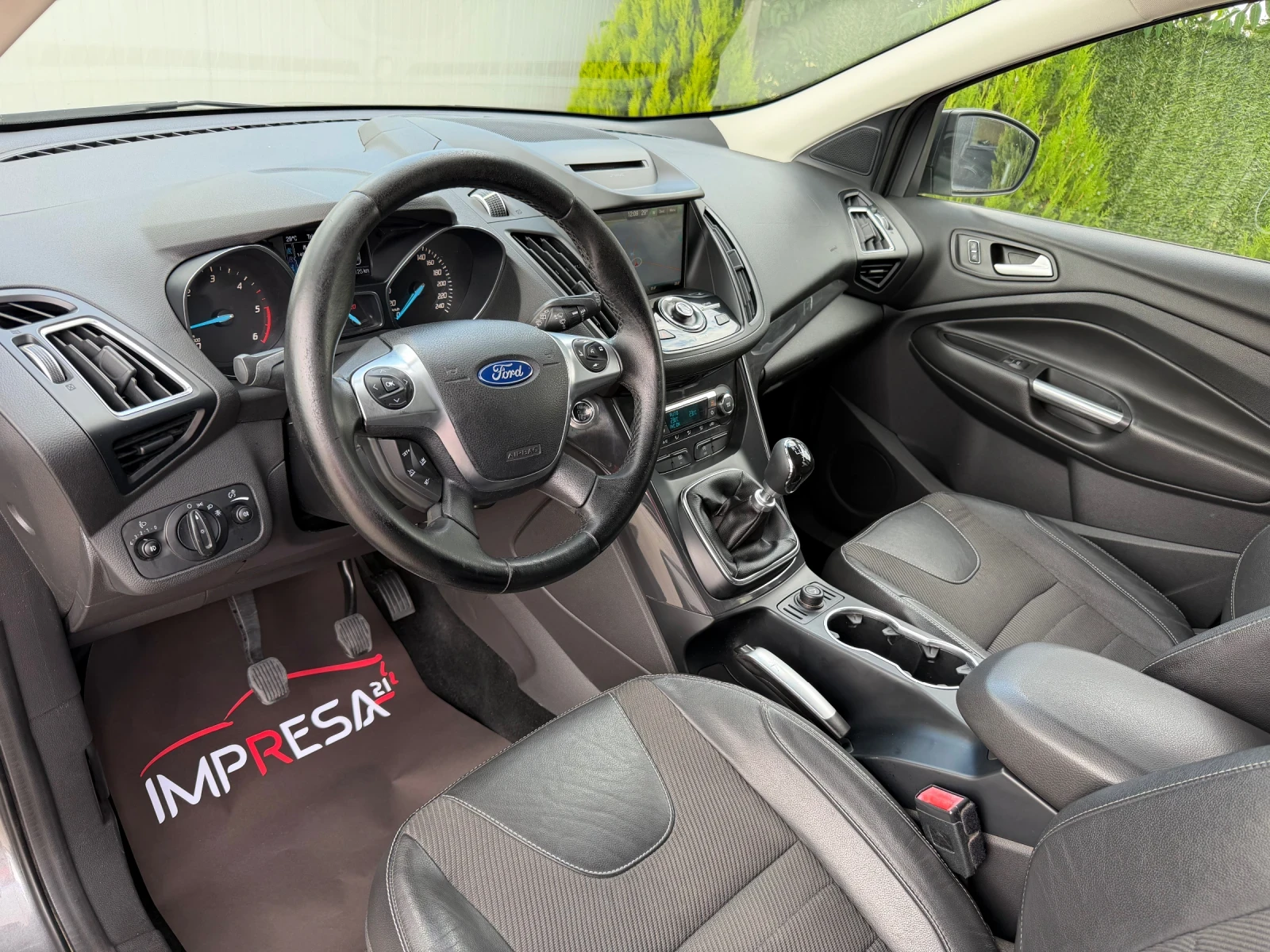 Ford Kuga 2.0d TITANIUM , снимка 7 - Автомобили и джипове - 54959884