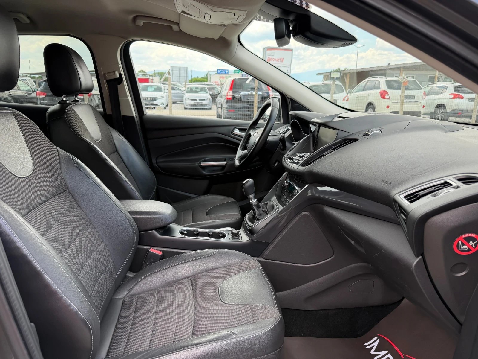 Ford Kuga 2.0d TITANIUM , снимка 11 - Автомобили и джипове - 54959884