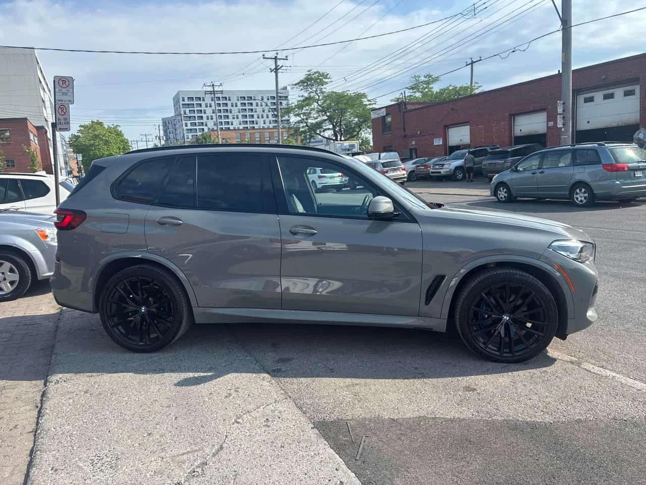 BMW X5 xDrive40i M SPORT/ПАНОРАМА/АВТОФИНАНСИРАНЕ, снимка 4 - Автомобили и джипове - 55125224