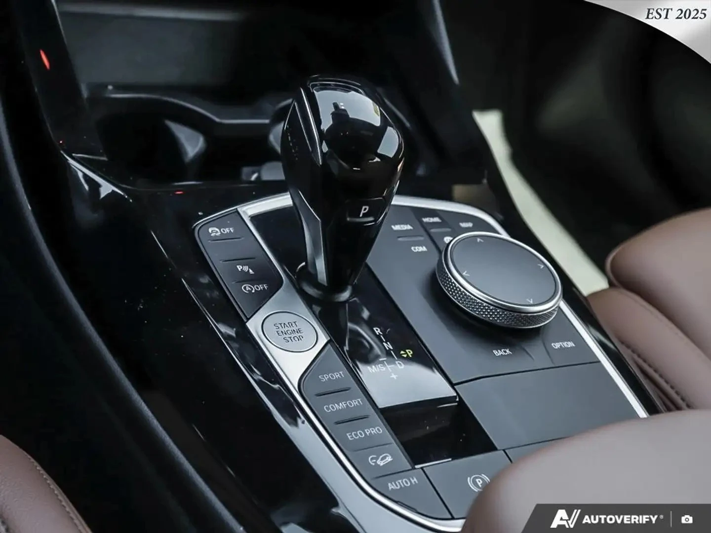 BMW X3 30i Premium PKG ЦЕНА ДО БЪЛГАРИЯ АВТОКРЕДИТ, снимка 15 - Автомобили и джипове - 55284360