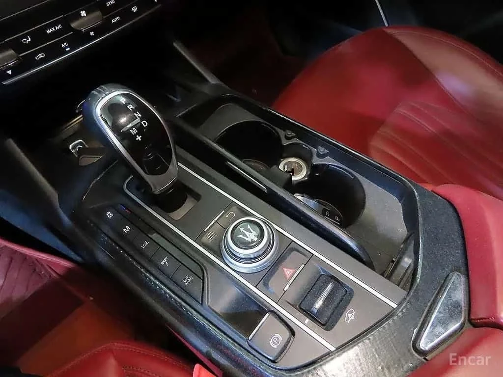 Maserati Levante * 3.0 Diesel AWD Sport *  | Mobile.bg � ����������� 12