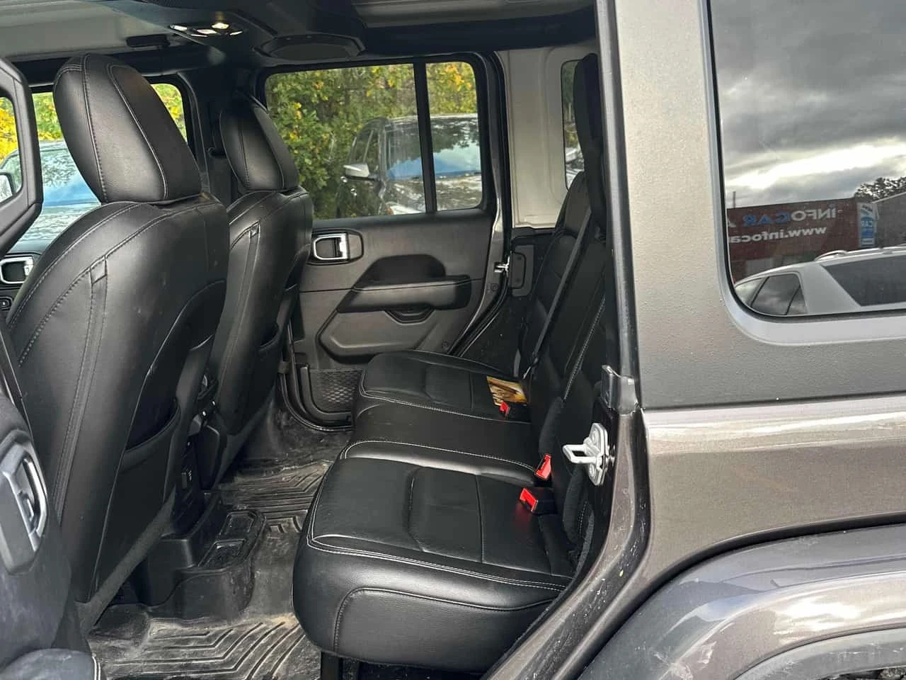 Jeep Wrangler * Sahara * ���������� * �� ���������������� | Mobile.bg � ����������� 10