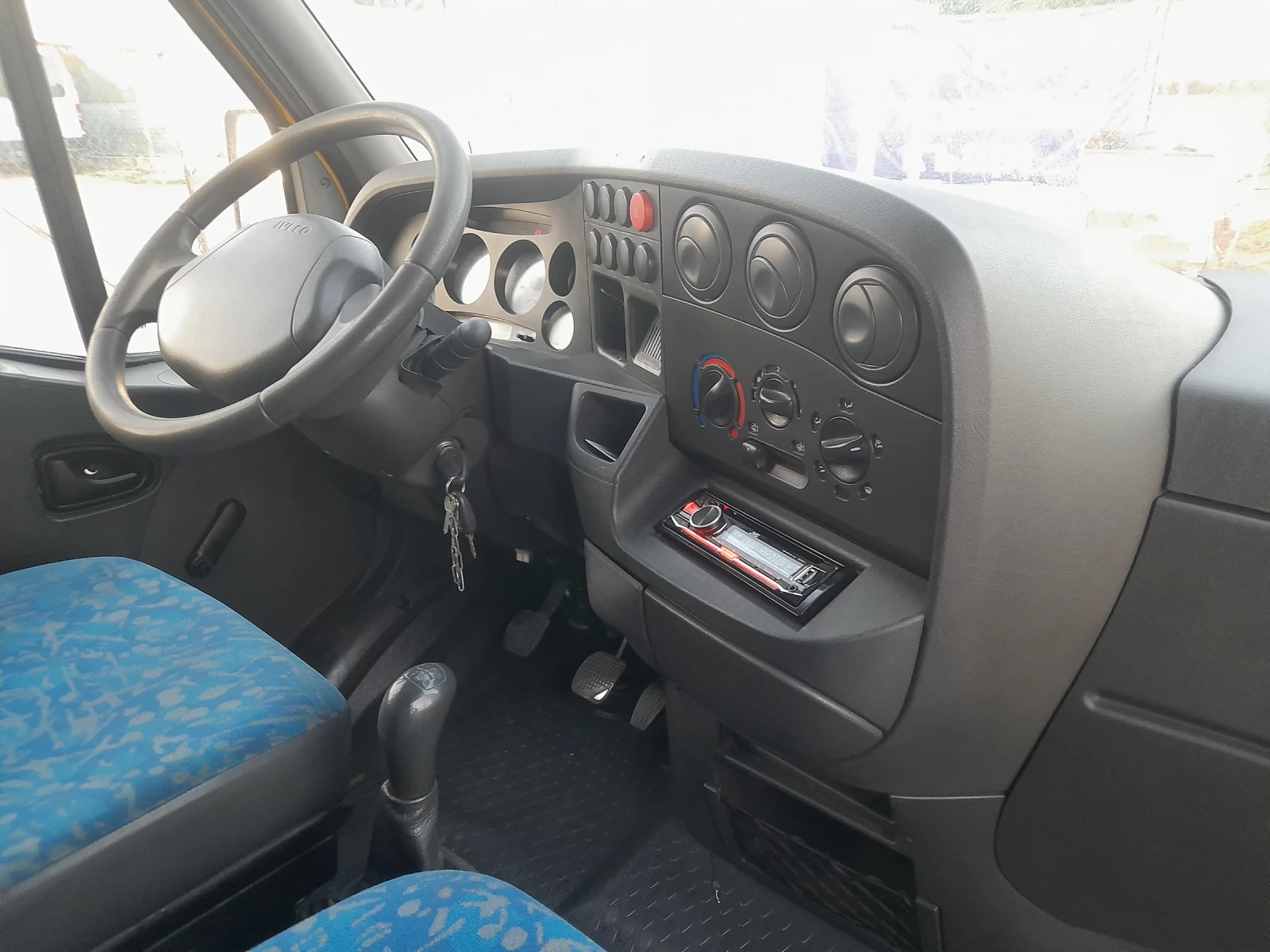 Iveco Daily 35c13, снимка 6 - Бусове и автобуси - 55631442