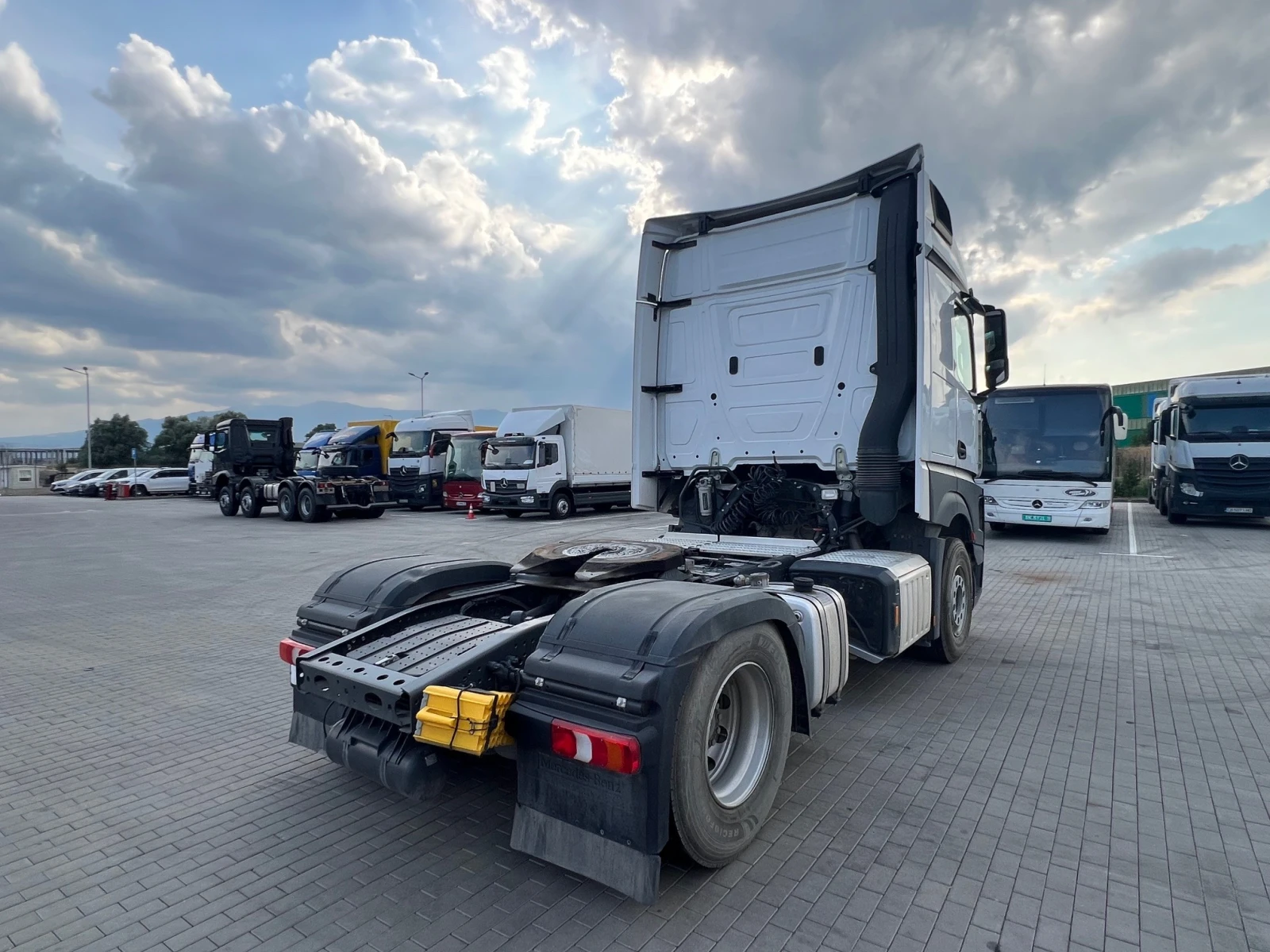 Mercedes-Benz Actros 1851 BIG SPACE - изображение 5
