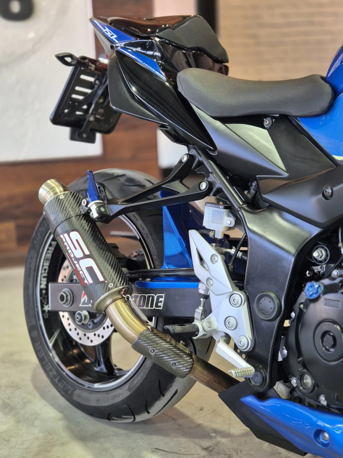 Suzuki Gsr 750 ABS!!! Нов внос от ШВЕЙЦАРИЯ!, снимка 15 - Мотоциклети и мототехника - 55478189