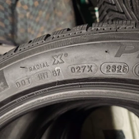 Гуми Зимни 245/45R18, снимка 11