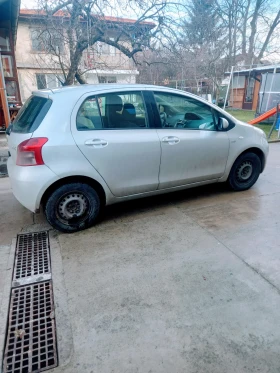 Toyota Yaris, снимка 4