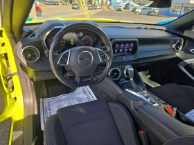 Chevrolet Camaro * 1SS * 6.2L V8 * CARFAX * , снимка 6