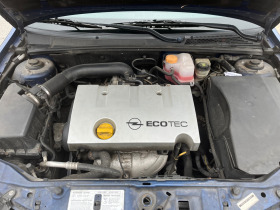 Opel Vectra 1.8 БЕНЗИН! Вс екстри, снимка 10 - Автомобили и джипове - 44525448