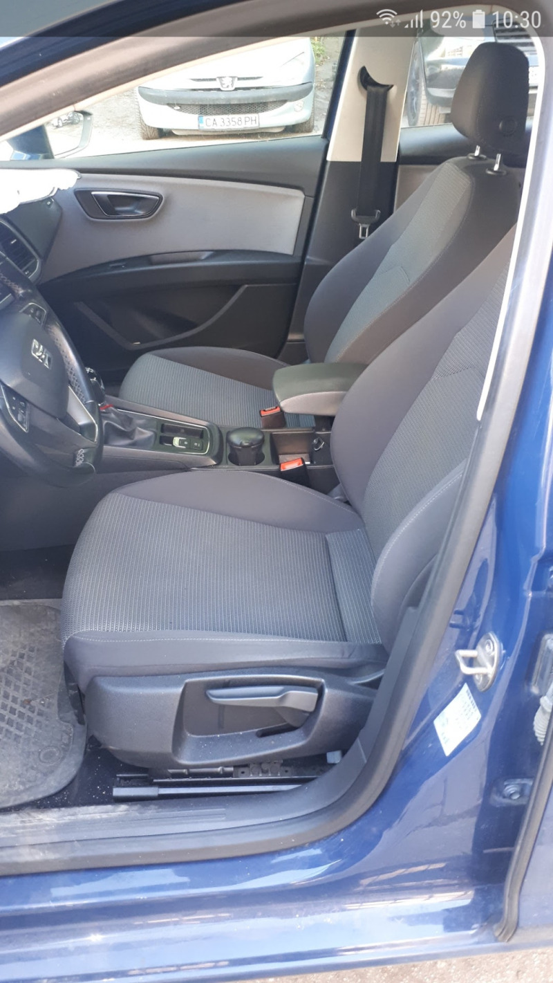 Seat Leon 1.6tdi, снимка 11 - Автомобили и джипове - 46359998