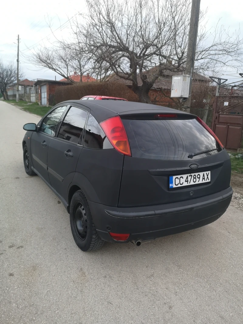 Ford Focus 1.8i, снимка 4 - Автомобили и джипове - 49548290