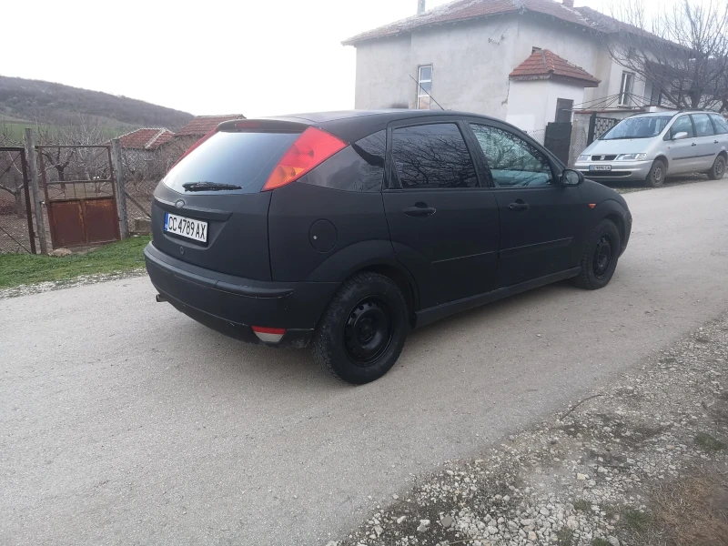 Ford Focus 1.8i, снимка 7 - Автомобили и джипове - 49548290