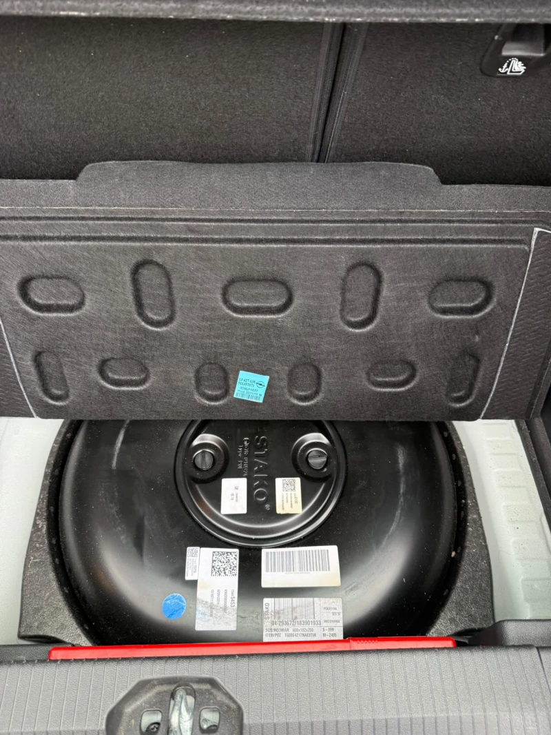 Opel Corsa 1.4i 90 к.с, снимка 10 - Автомобили и джипове - 52423540