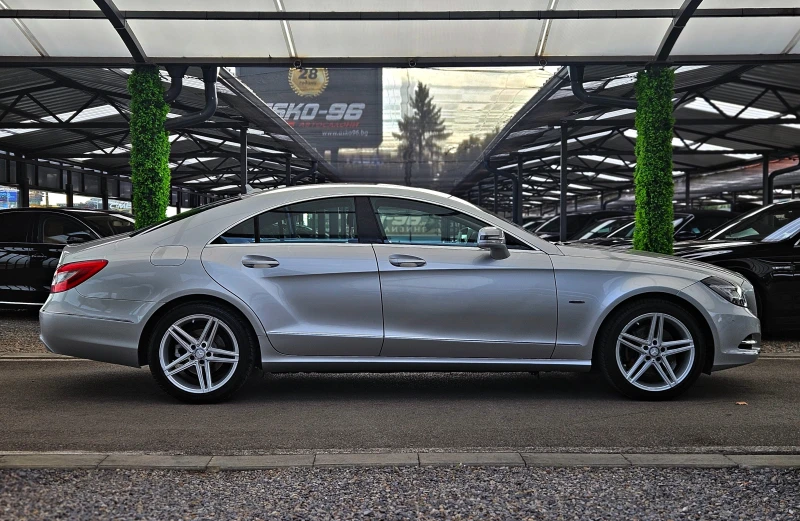 Mercedes-Benz CLS 350 ! AMG/DISTR/NIGHT/AMBIENT/HARMAN/ОБДУХ/МАСАЖ/CAM, снимка 4 - Автомобили и джипове - 51831709