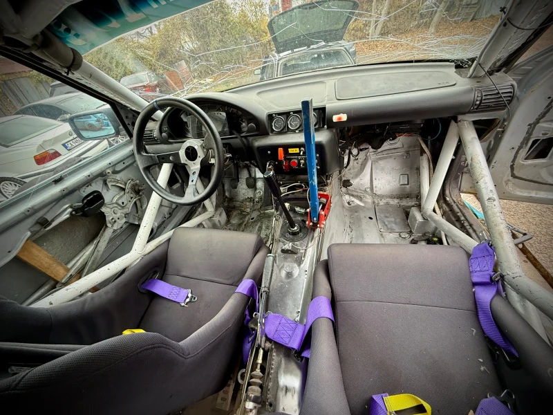 BMW 323 Compact DRIFT Car, снимка 9 - Автомобили и джипове - 52348197