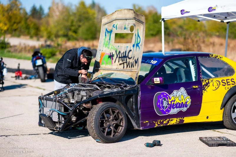 BMW 323 Compact DRIFT Car, снимка 6 - Автомобили и джипове - 52348197