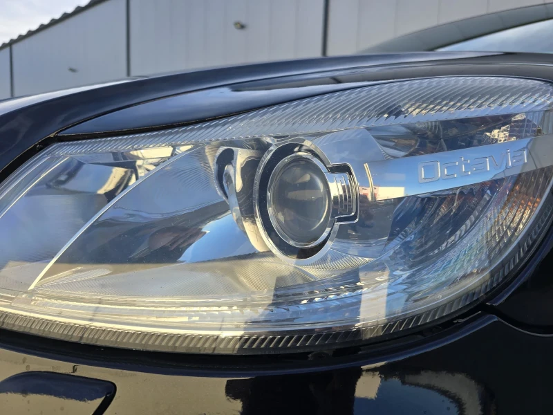 Skoda Octavia 2.0TDI VRS DSG, снимка 8 - Автомобили и джипове - 52553710