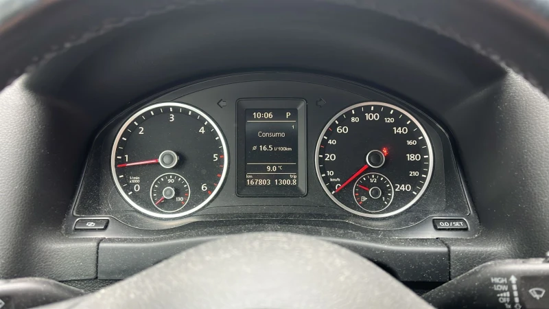 VW Tiguan (КАТО НОВА)^(4х4), снимка 12 - Автомобили и джипове - 52642794