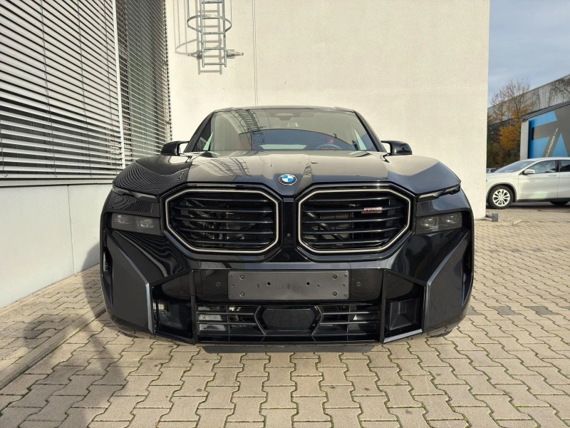 BMW XM LABEL/748 HP/PLUG-IN/CARBON/B&W/HEAD UP/360/, снимка 2 - Автомобили и джипове - 52648435