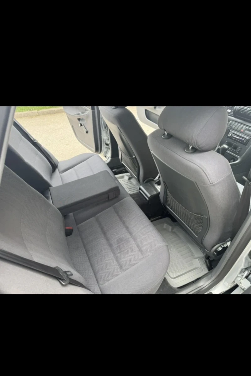 Audi A4 1.9 TDI, снимка 11 - Автомобили и джипове - 53264365