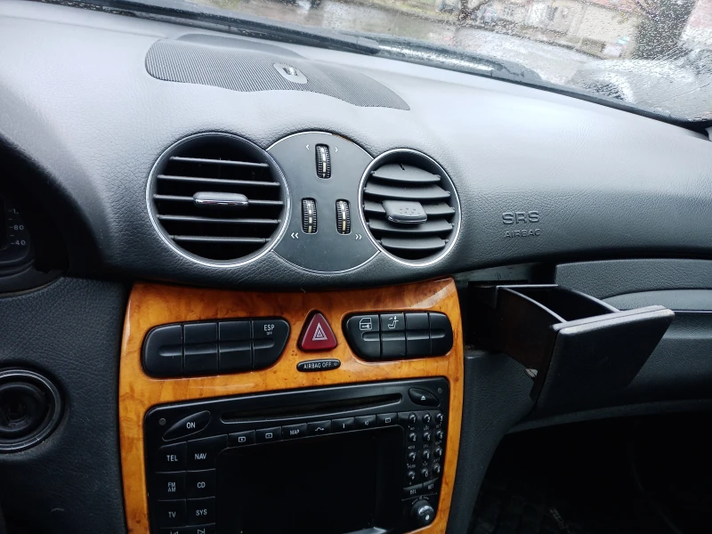 Mercedes-Benz CLK, снимка 5 - Автомобили и джипове - 53471468