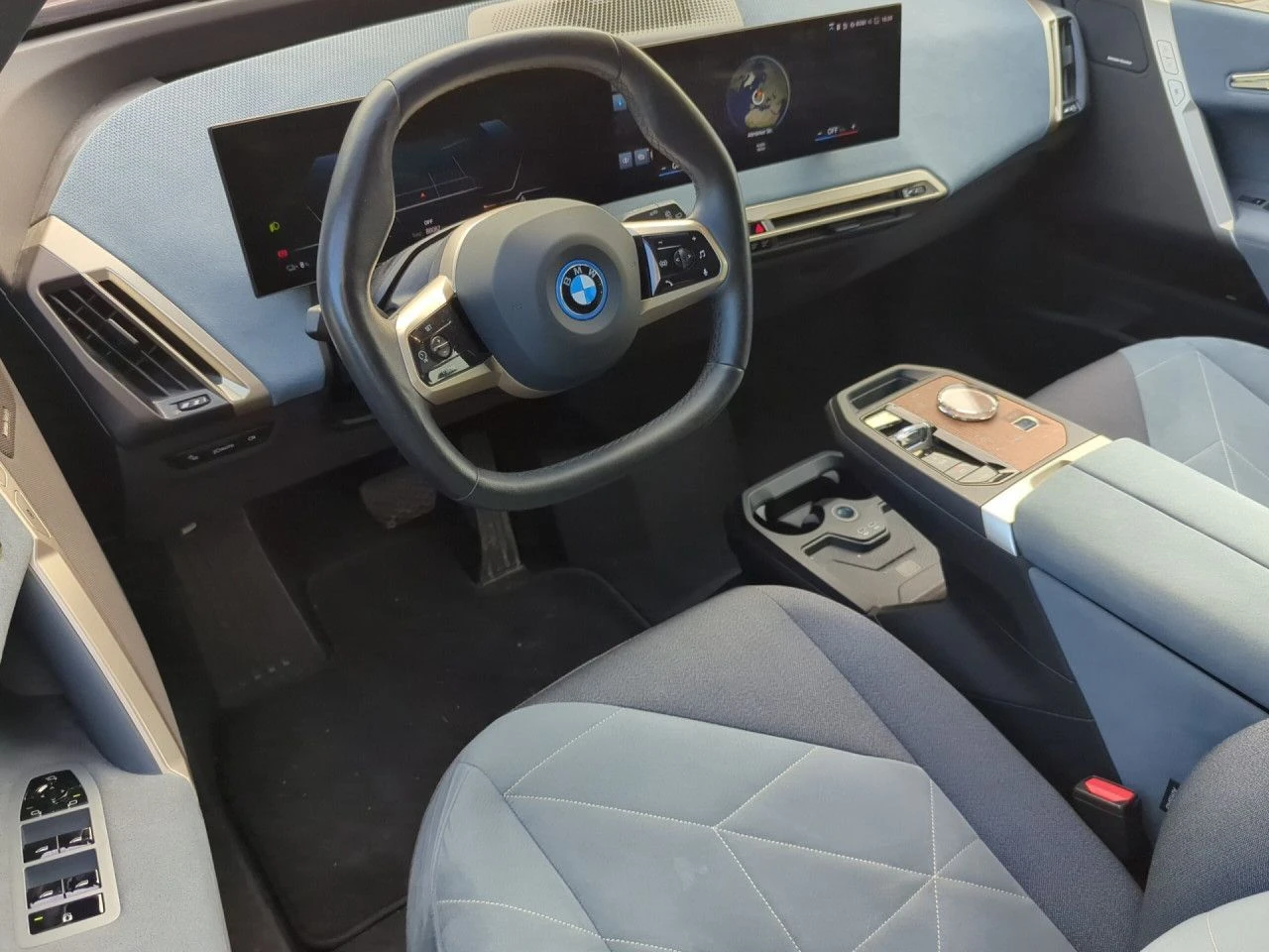 BMW iX xDrive40 Laser/360/SkyLounge/HK/DA+  - изображение 9