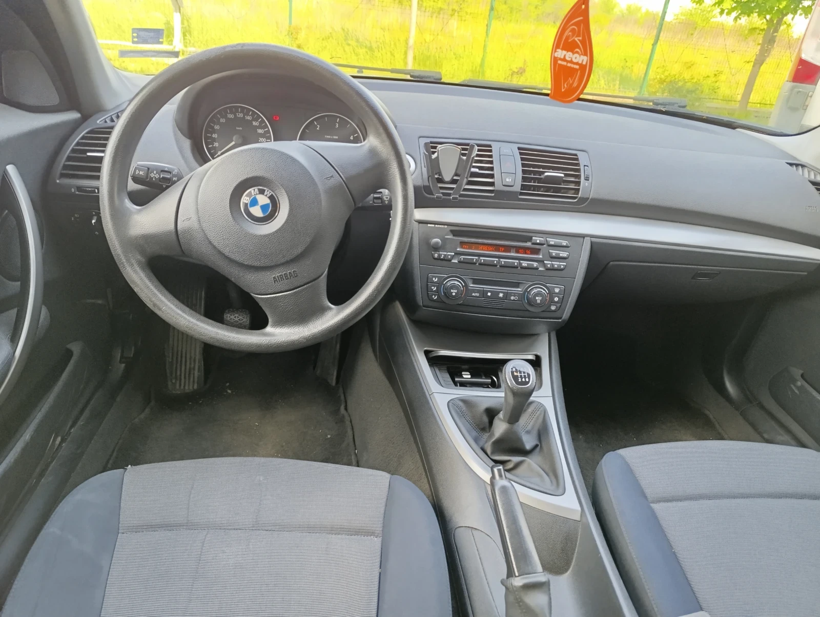 BMW 118 118D - изображение 5
