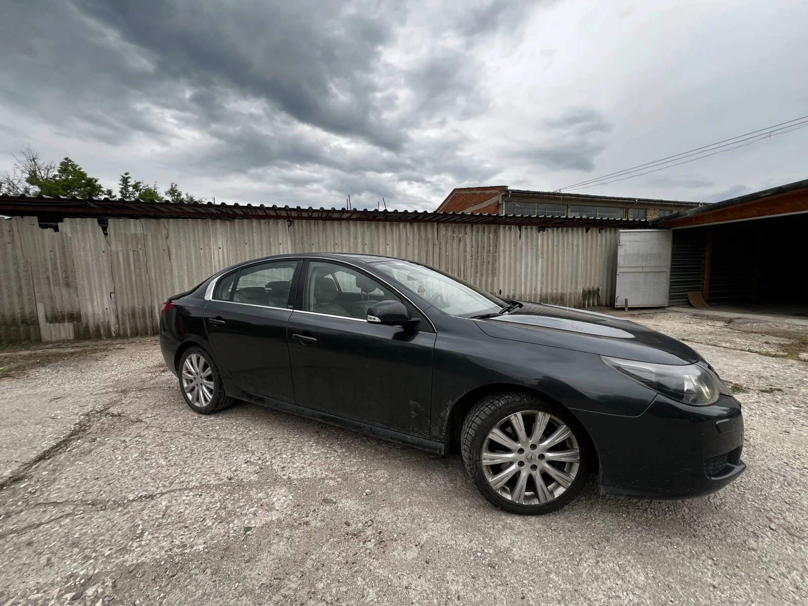 Renault Latitude INITIALE PARIS - изображение 4