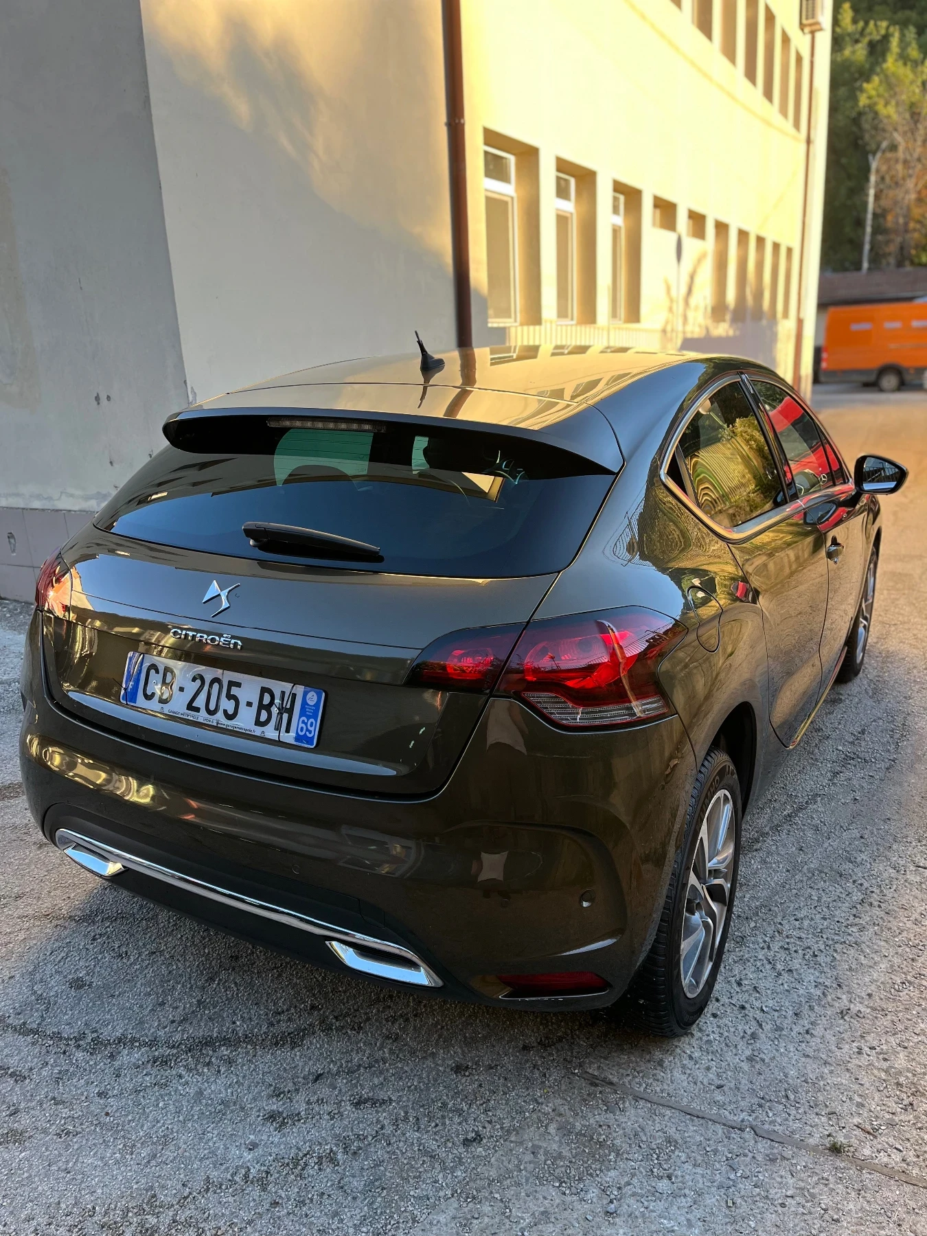Citroen DS4 1.6hdi 112к.с. - изображение 3