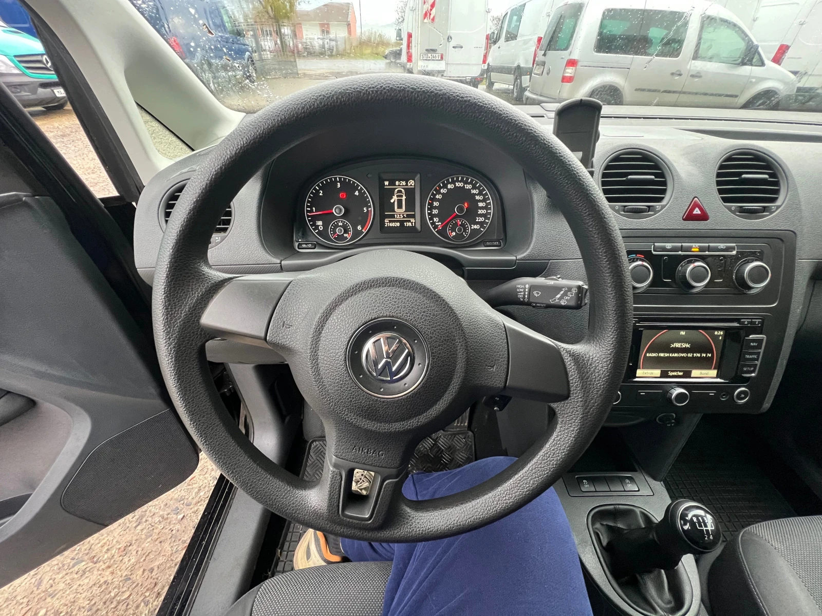 VW Caddy 1.6TDI , пътническо , ТОП , КАТО НОВА - изображение 9