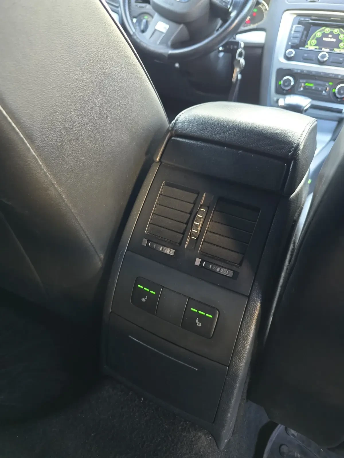 Skoda Octavia 2.0TDI VRS DSG | Mobile.bg � ����������� 14