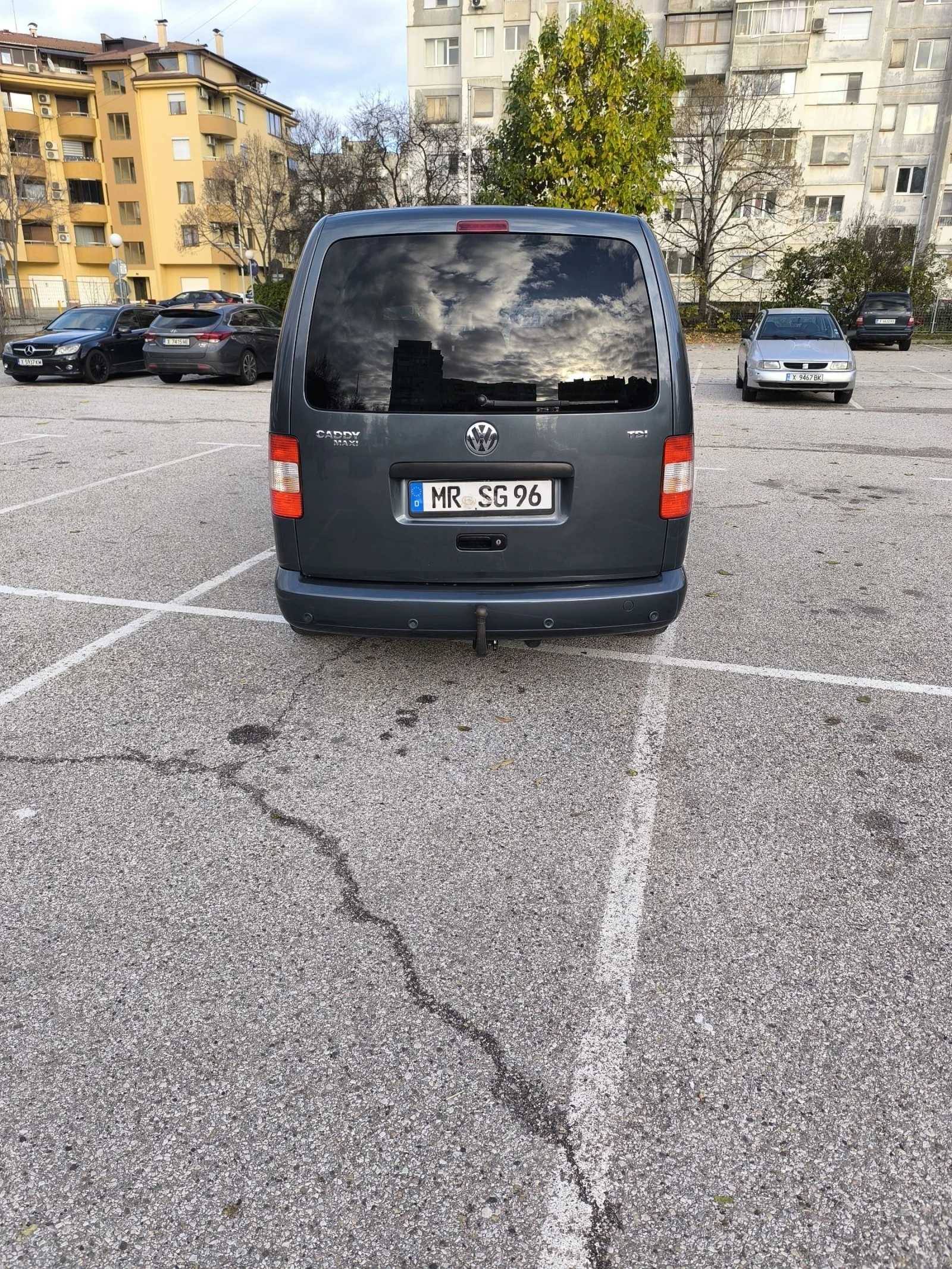VW Caddy Maxi 2.0TDI - изображение 4