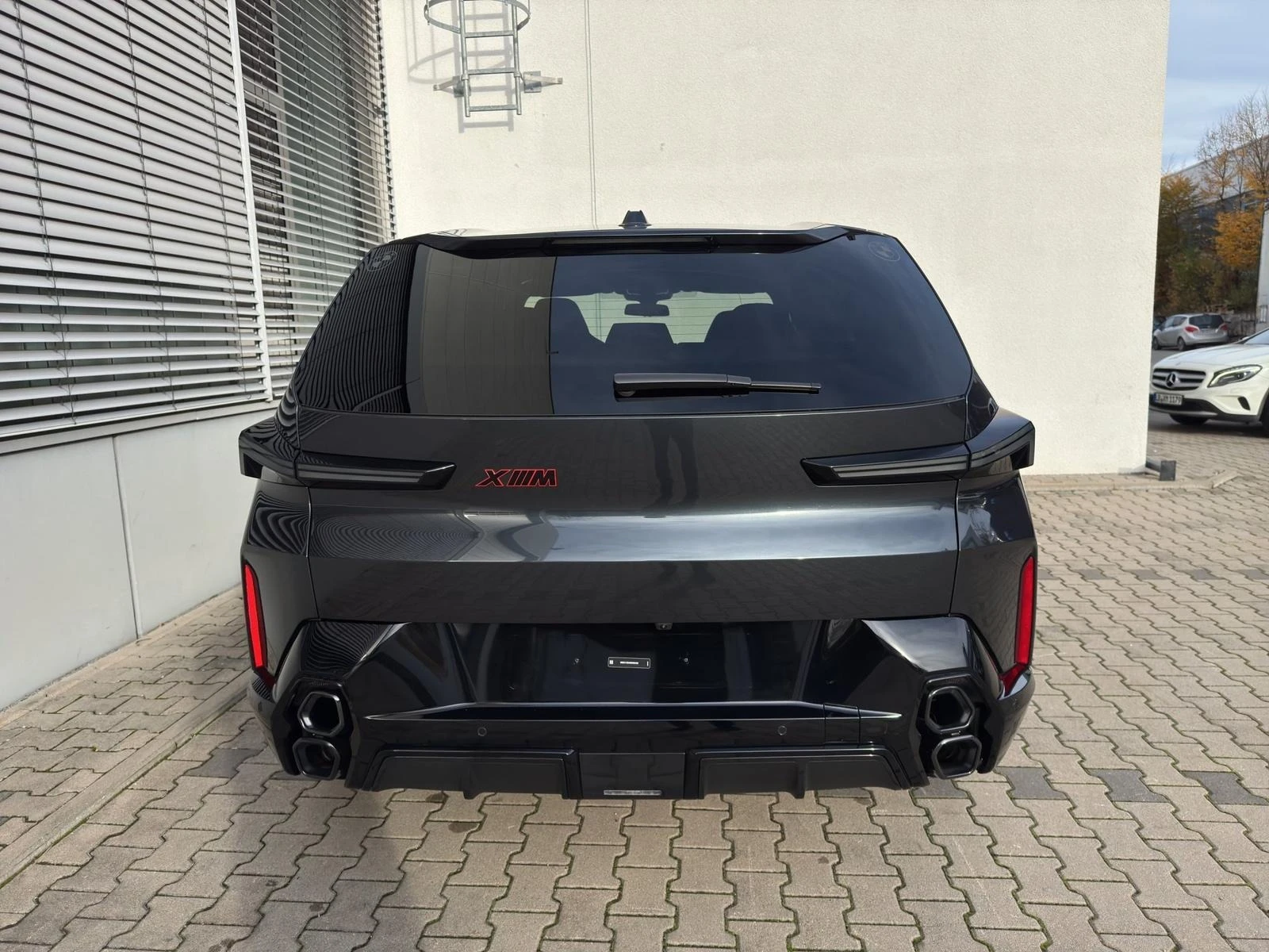 BMW XM LABEL/748 HP/PLUG-IN/CARBON/B&W/HEAD UP/360/ | Mobile.bg   6