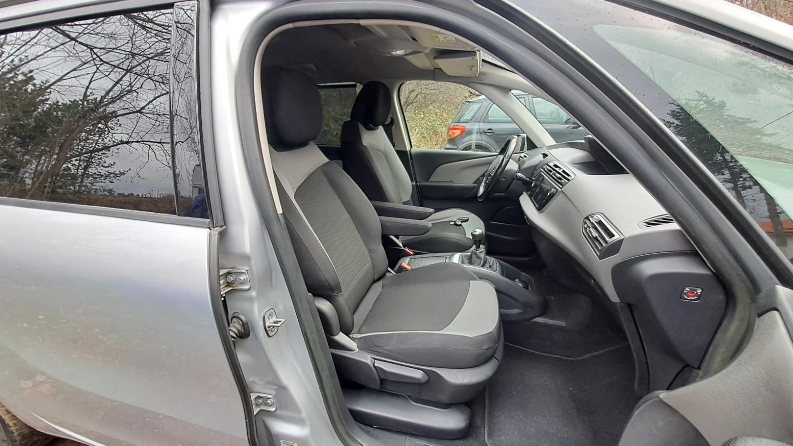 Citroen Grand C4 Picasso 1.6 E-HDI. Euro5B | Mobile.bg � ����������� 12