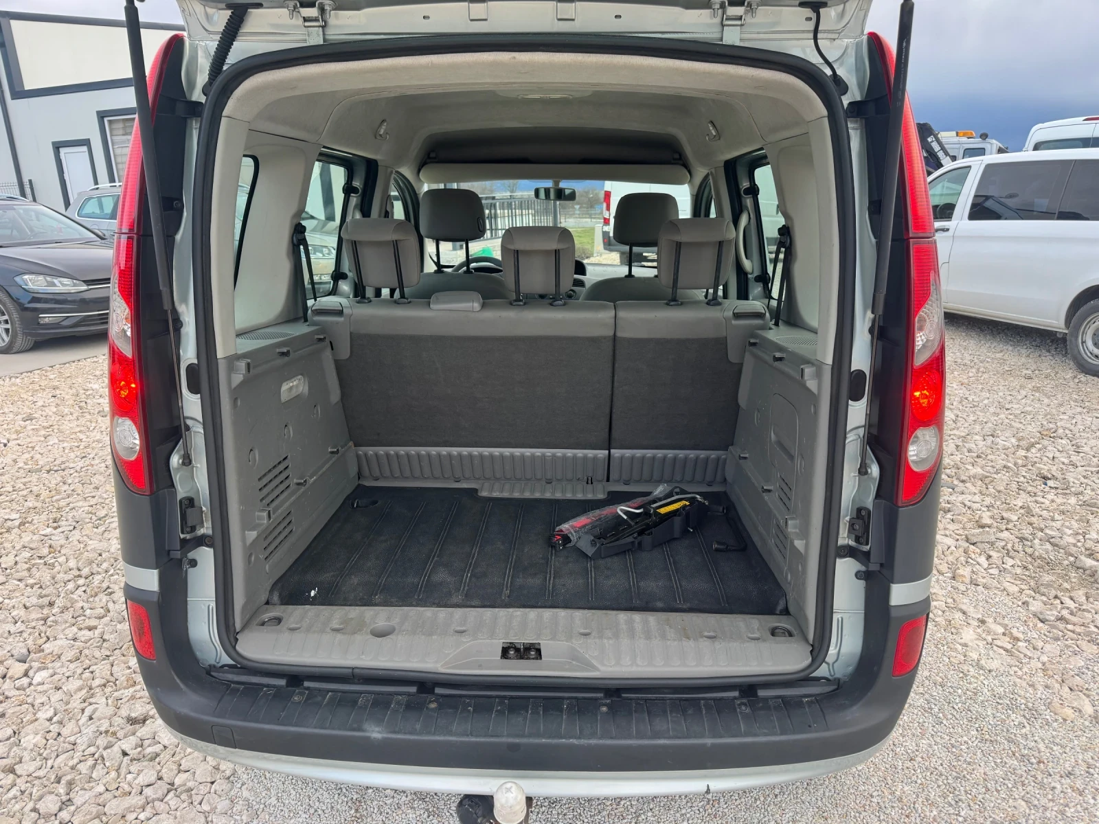 Renault Kangoo  - изображение 6