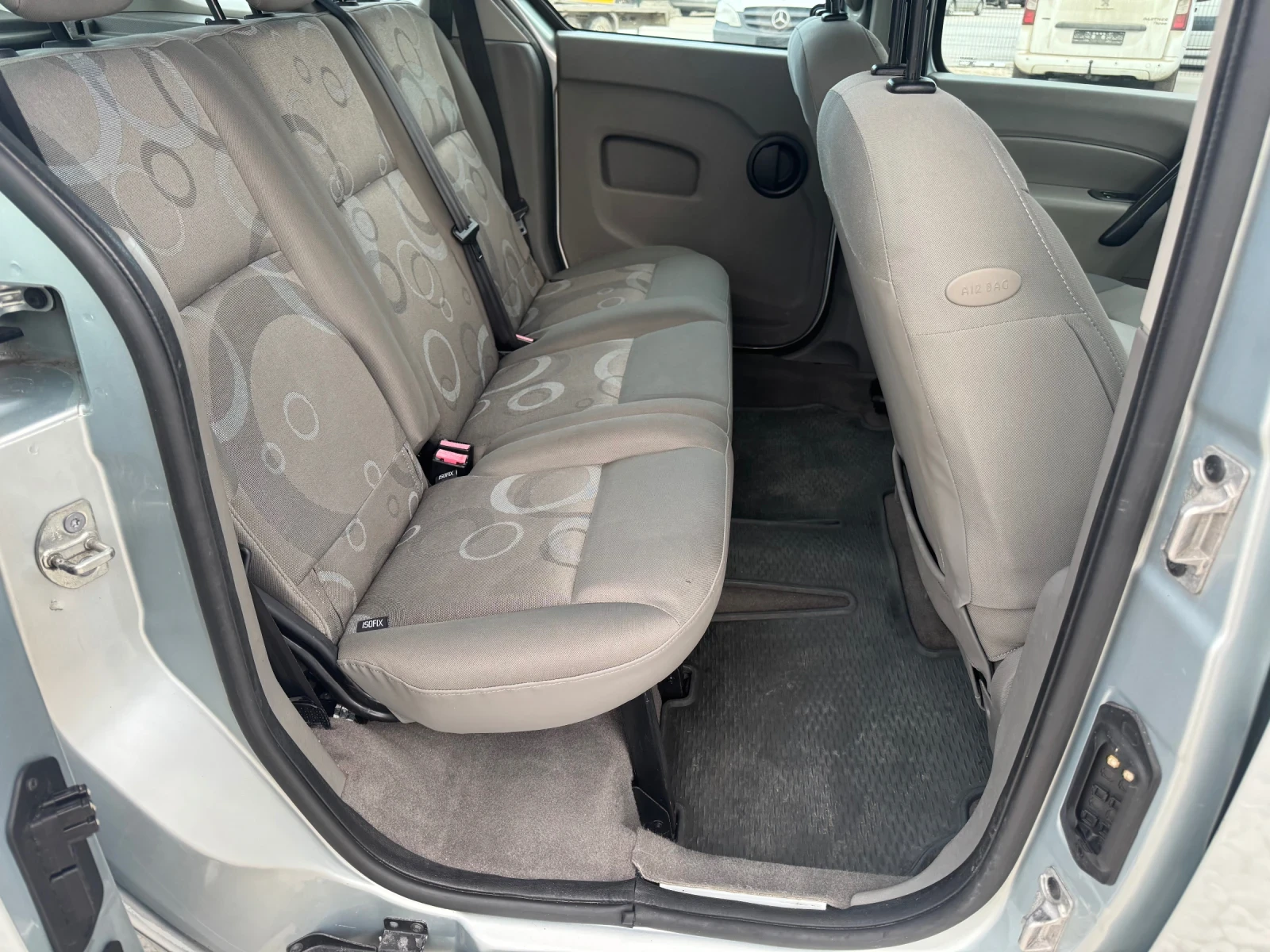 Renault Kangoo  - изображение 7