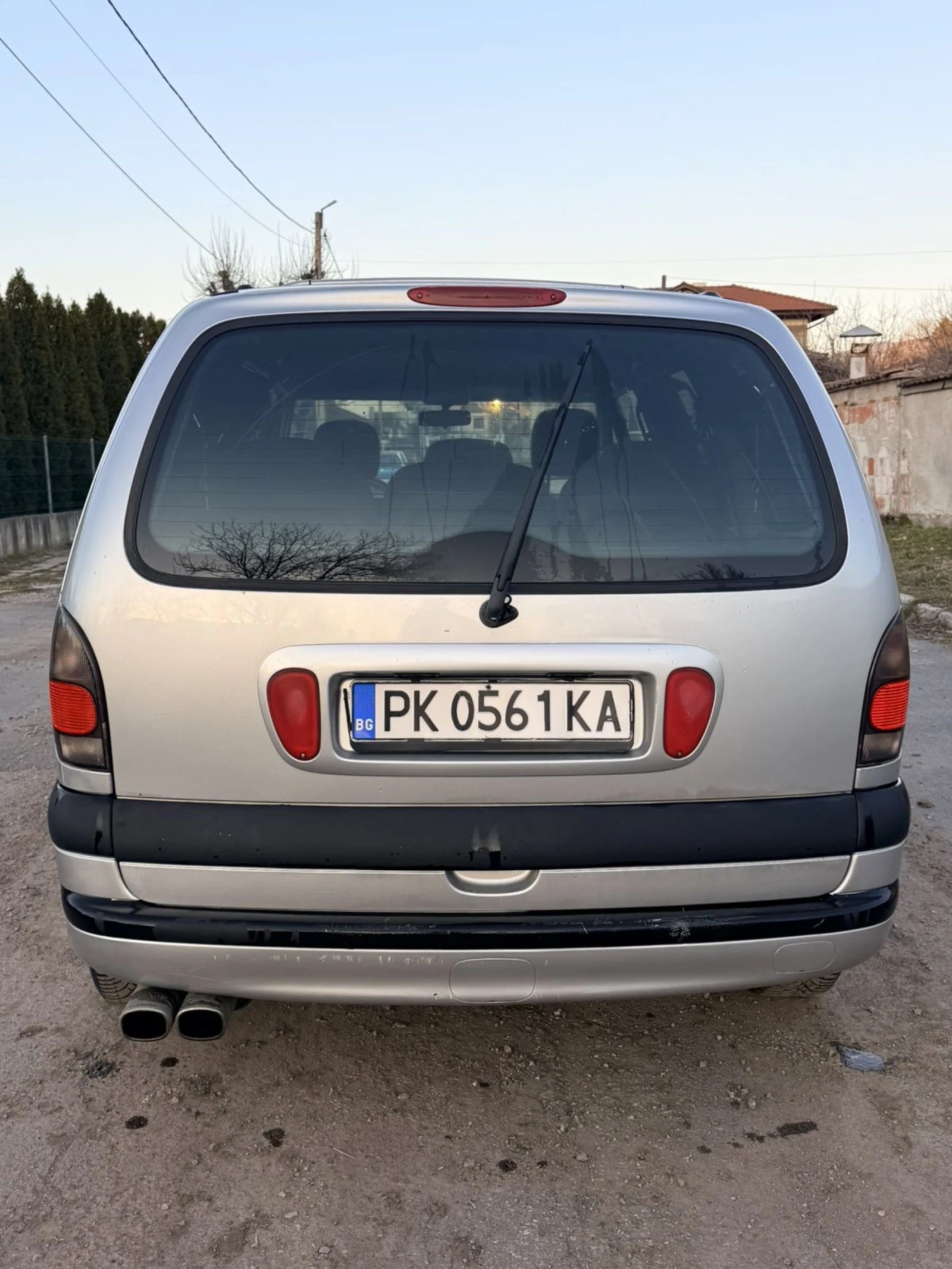 Renault Espace Газ/бензин, снимка 2 - Автомобили и джипове - 53813304