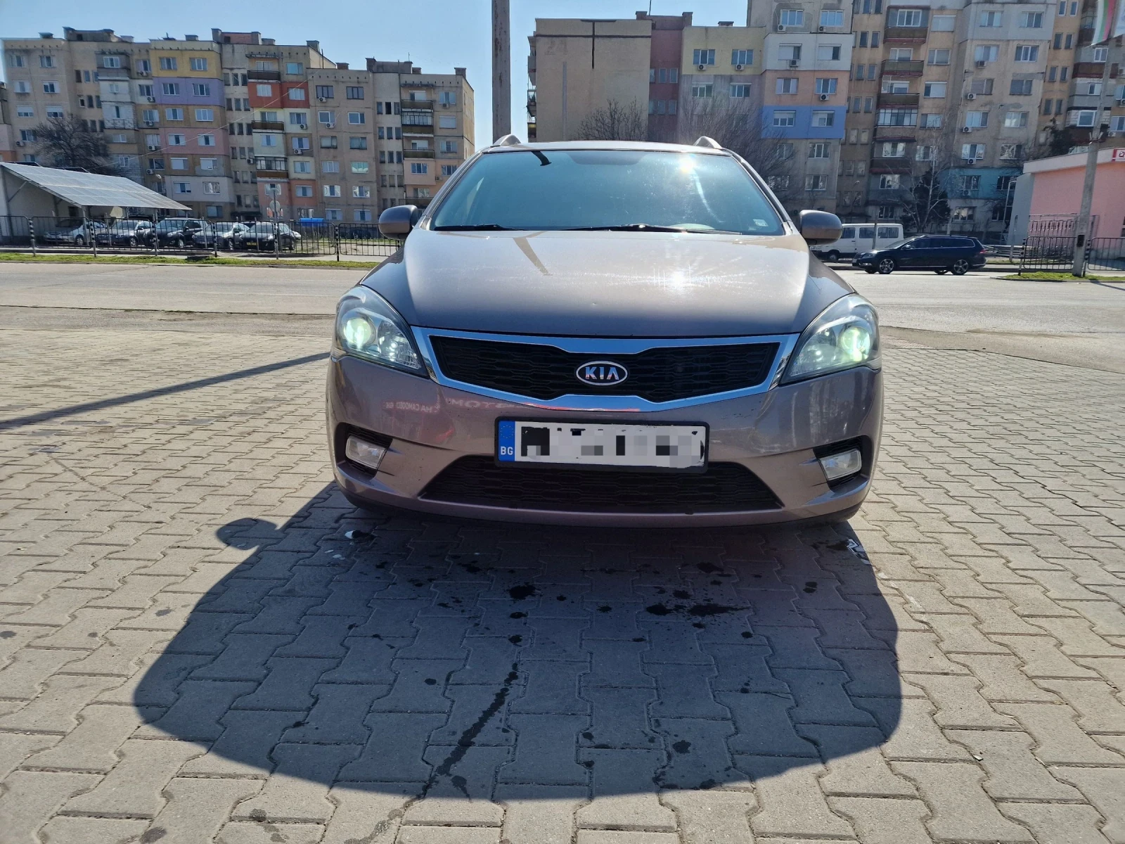 Kia Ceed SW, снимка 8 - Автомобили и джипове - 53839955